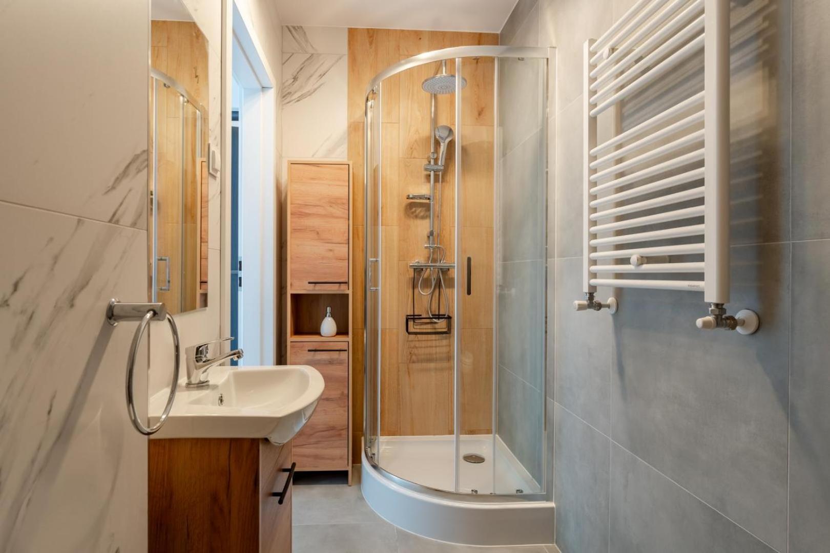 Apartamenty Ok'S - Blisko Centrum W Pelni Wyposazone - By Spaceapart Jelenia Góra Kültér fotó